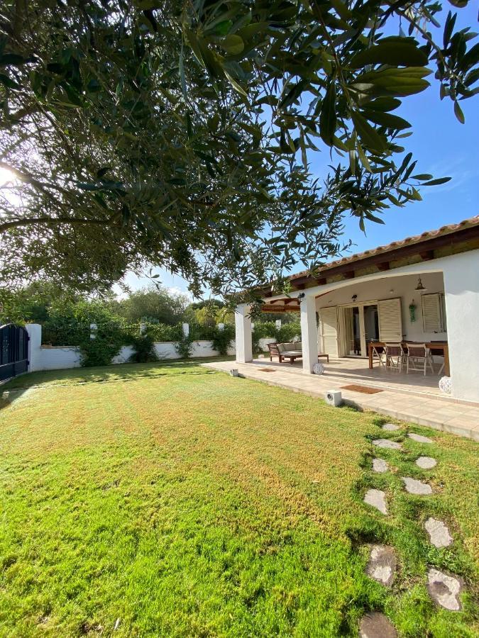 La Casa Dell Olivo Villa Castiadas Bagian luar foto