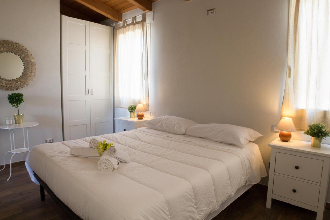 La Casa Dell Olivo Villa Castiadas Bagian luar foto